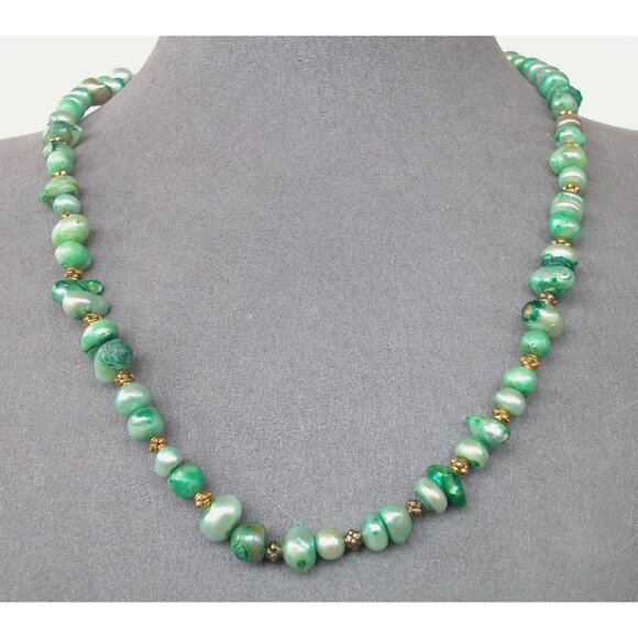 Jewelry - Green & Gold Freshwater Pearl & Malachite Beaded Necklace With Magnetic Clasp